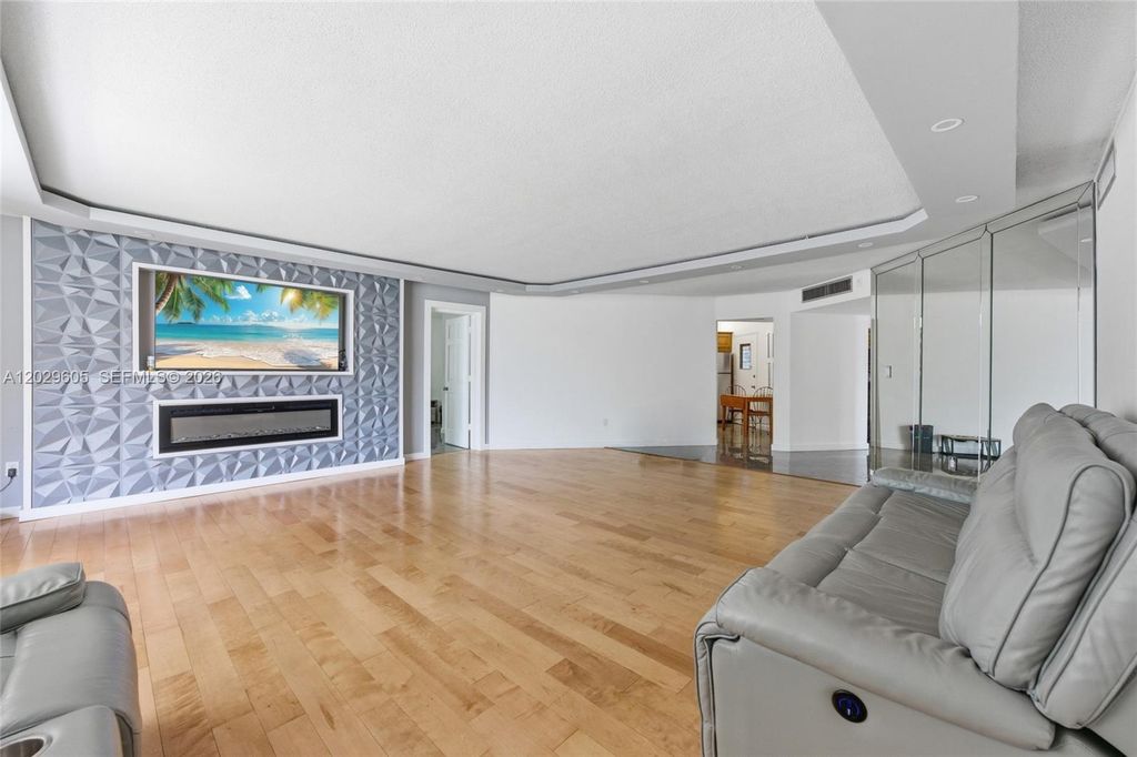 1501 NE 191st Street C217, Miami, FL 33179