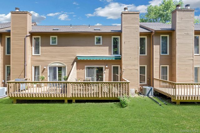 114 Ridgeview Lane 114, Yorktown Heights, NY 10598