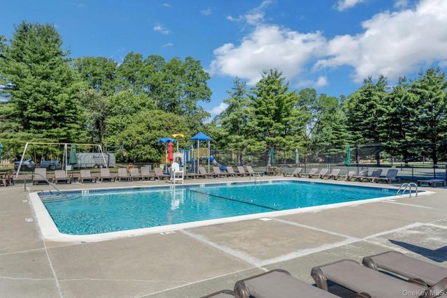 114 Ridgeview Lane 114, Yorktown Heights, NY 10598