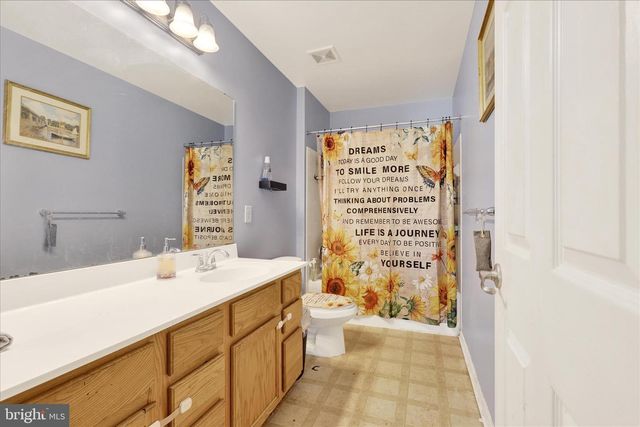 11381 BUHRMAN DR E, Waynesboro, PA 17268