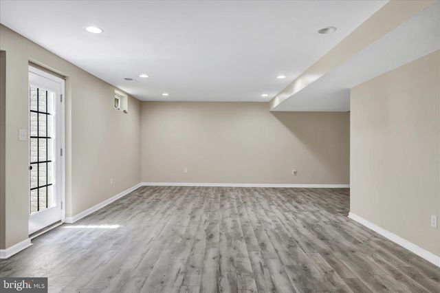 11381 BUHRMAN DR E, Waynesboro, PA 17268