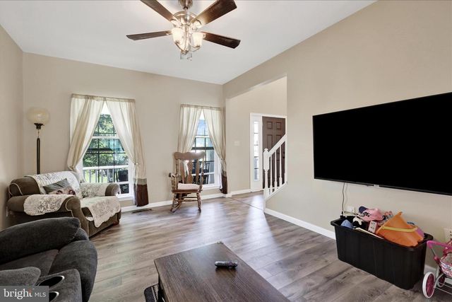 11381 BUHRMAN DR E, Waynesboro, PA 17268