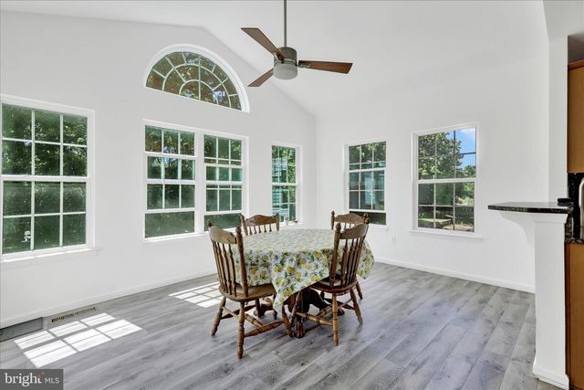 11381 BUHRMAN DR E, Waynesboro, PA 17268