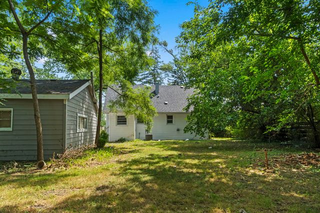 16608 Sawyer Avenue, Markham, IL 60428