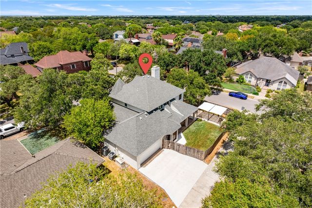 7402 Lugano Dr, Corpus Christi, TX 78413