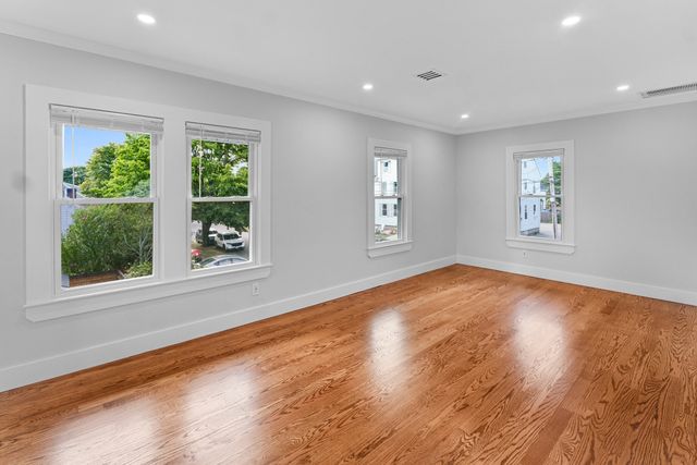 8 Appleton 2, Danvers, MA 01923