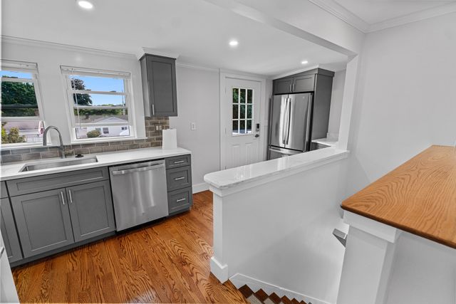 8 Appleton 2, Danvers, MA 01923