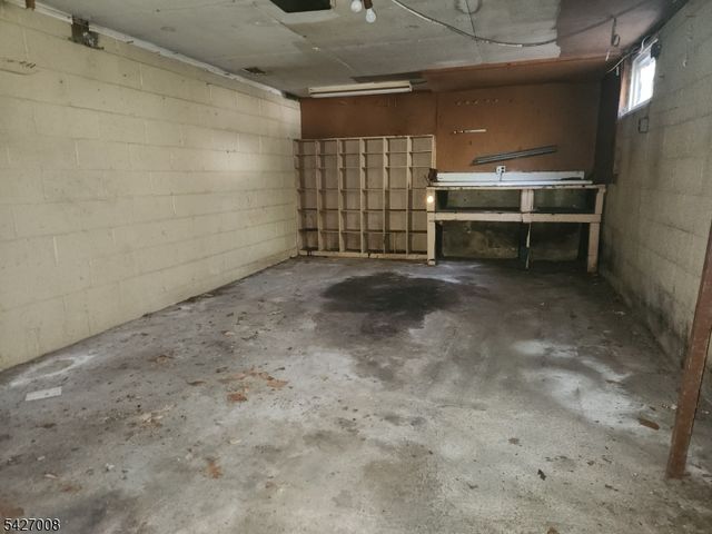 286 Cupsaw Dr, Ringwood Boro, NJ 07456