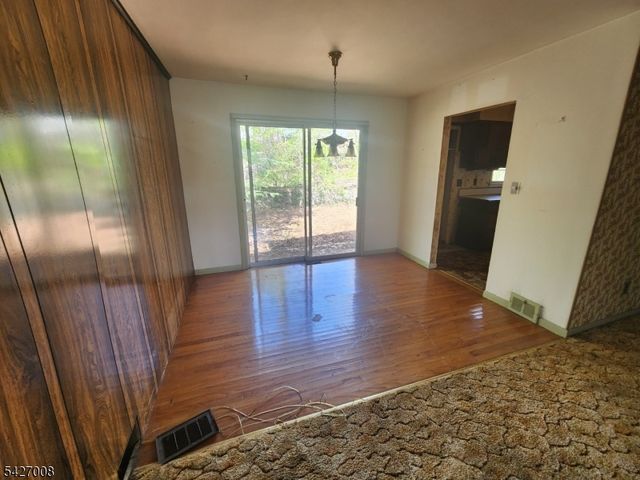 286 Cupsaw Dr, Ringwood Boro, NJ 07456