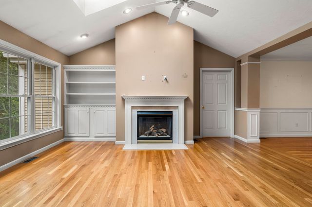 14 Wessonville Village Way 79, Westborough, MA 01581