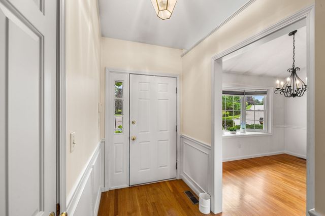 14 Wessonville Village Way 79, Westborough, MA 01581