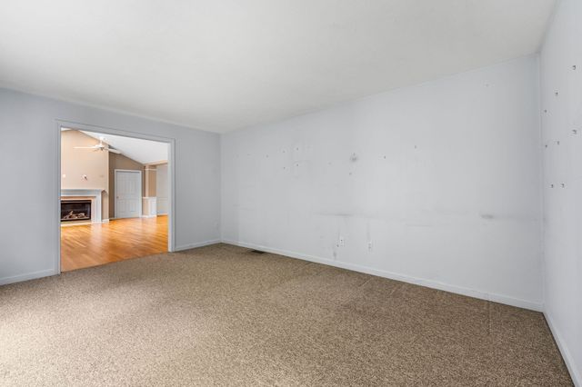 14 Wessonville Village Way 79, Westborough, MA 01581