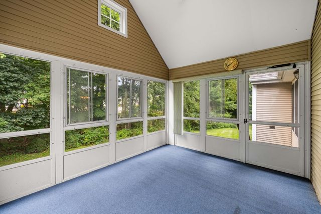 14 Wessonville Village Way 79, Westborough, MA 01581