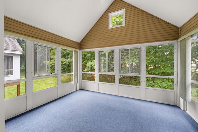 14 Wessonville Village Way 79, Westborough, MA 01581