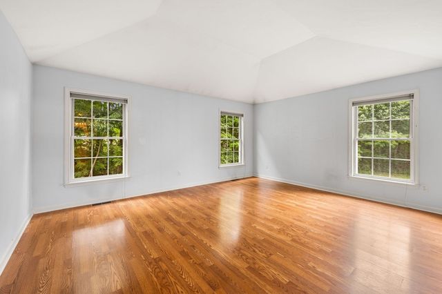 14 Wessonville Village Way 79, Westborough, MA 01581