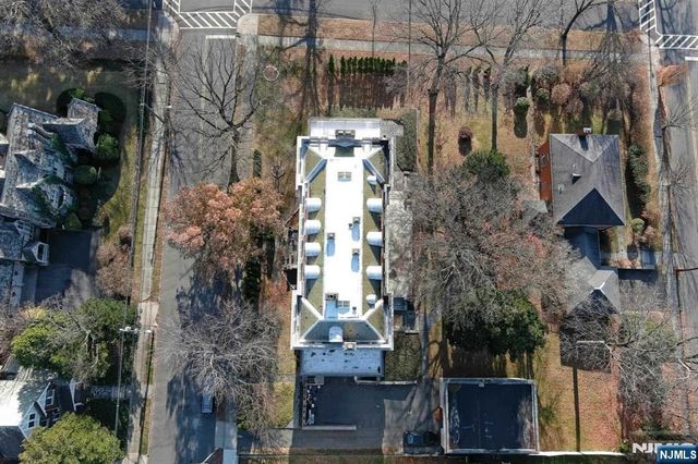 229-235 Ballantine Parkway, Newark, NJ 07104