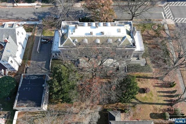 229-235 Ballantine Parkway, Newark, NJ 07104