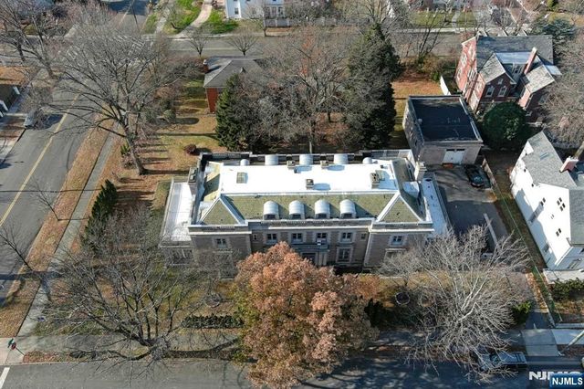 229-235 Ballantine Parkway, Newark, NJ 07104