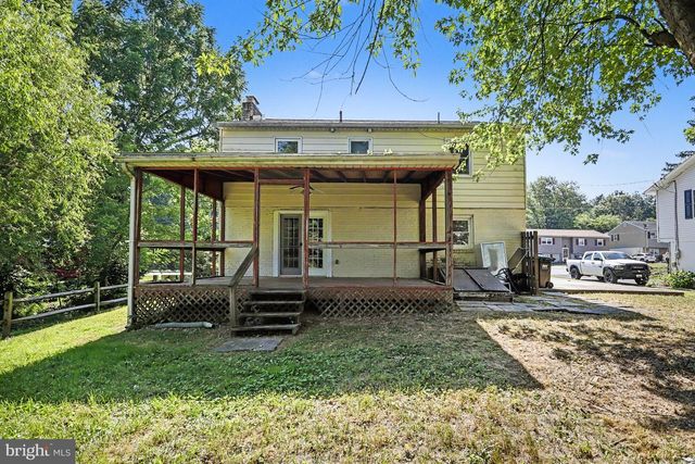 55 BAUGHER DR, Hanover, PA 17331