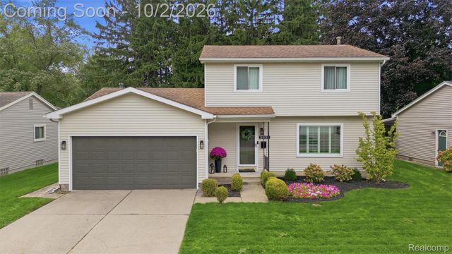 8891 Manton Avenue, Plymouth Charter Township, MI 48170