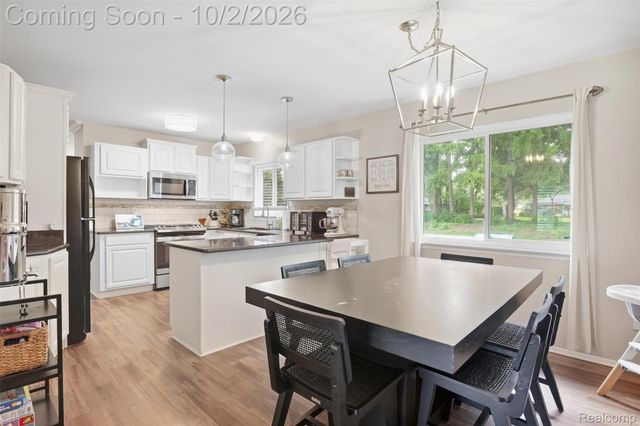 8891 Manton Avenue, Plymouth Charter Township, MI 48170