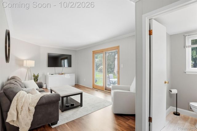 8891 Manton Avenue, Plymouth Charter Township, MI 48170