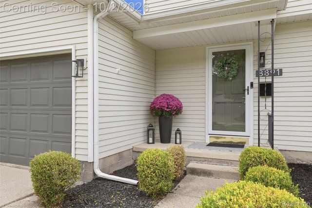 8891 Manton Avenue, Plymouth Charter Township, MI 48170