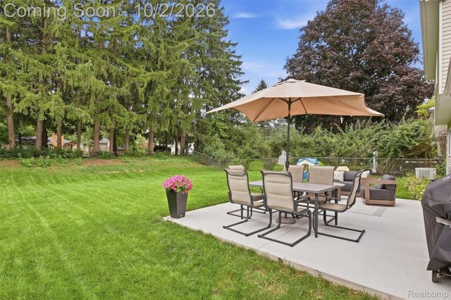 8891 Manton Avenue, Plymouth Charter Township, MI 48170