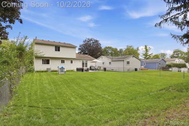 8891 Manton Avenue, Plymouth Charter Township, MI 48170