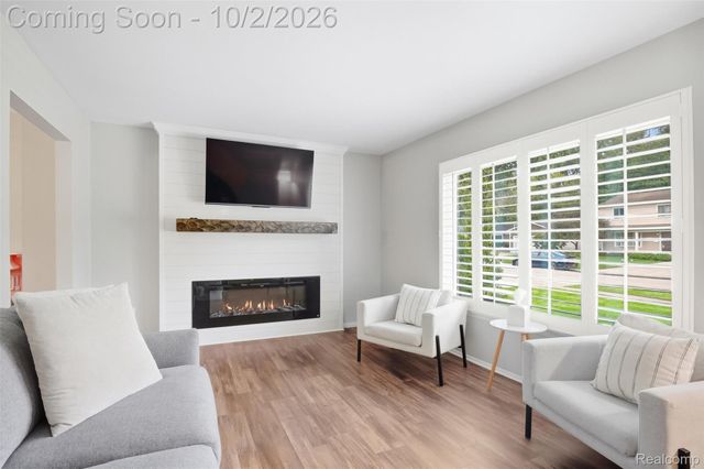 8891 Manton Avenue, Plymouth Charter Township, MI 48170