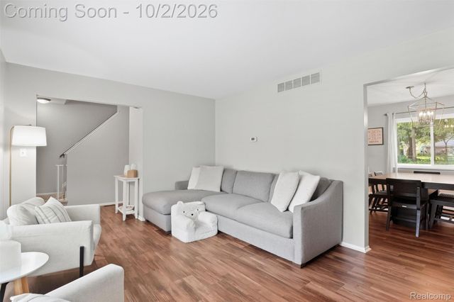 8891 Manton Avenue, Plymouth Charter Township, MI 48170
