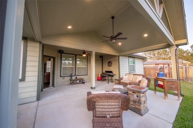 11207 Willowcrest, Tomball, TX 77375