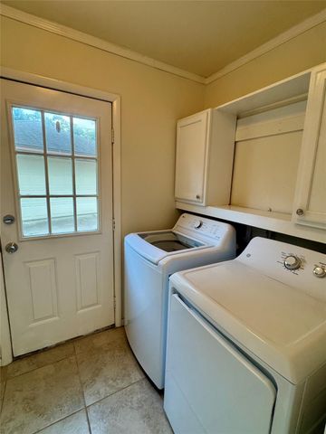 426 Shadow Creek Drive, El Lago, TX 77586