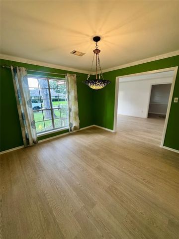 426 Shadow Creek Drive, El Lago, TX 77586