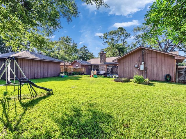 426 Shadow Creek Drive, El Lago, TX 77586