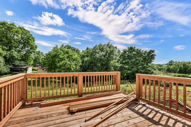 30 Dixon Drive, Clarksville, TN 37040