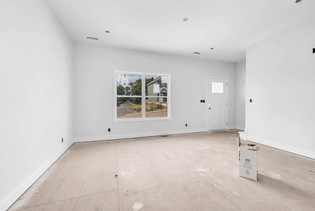 30 Dixon Drive, Clarksville, TN 37040