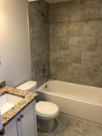 1742 W 18th Place GR, Chicago, IL 60608