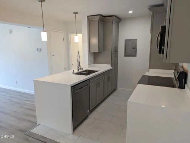 5460 White Oak Avenue G222, Los Angeles, CA 91316