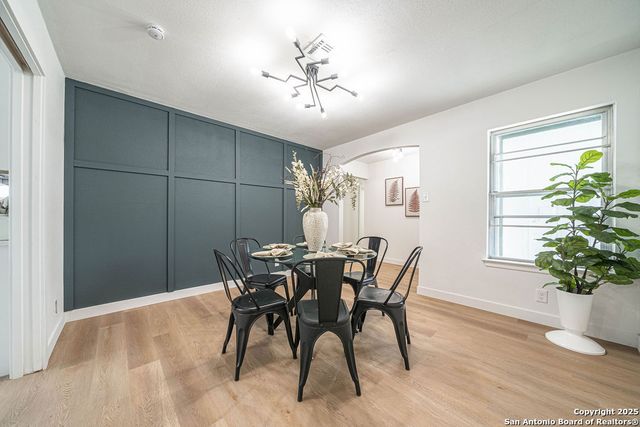 7817 Hollow Oak, Live Oak, TX 78233