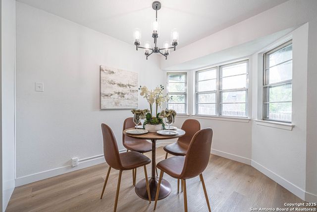 7817 Hollow Oak, Live Oak, TX 78233