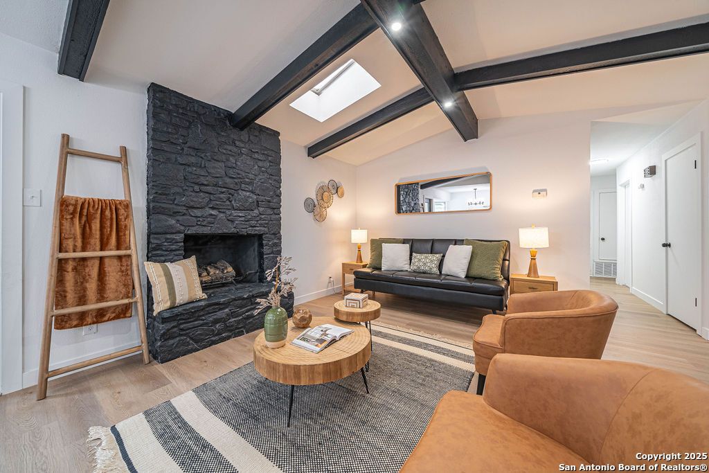 7817 Hollow Oak, Live Oak, TX 78233