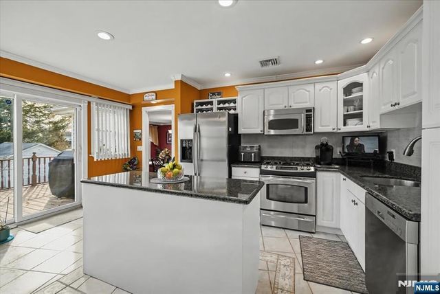 398 Central Avenue, Hawthorne, NJ 07506