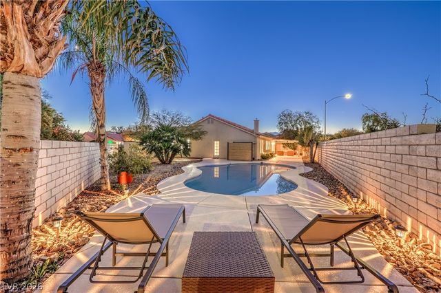 8900 Big Plantation Avenue, Las Vegas, NV 89143