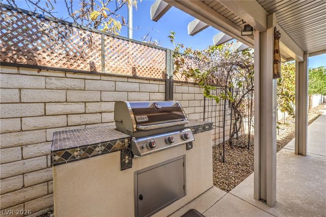 8900 Big Plantation Avenue, Las Vegas, NV 89143