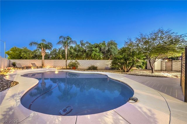 8900 Big Plantation Avenue, Las Vegas, NV 89143