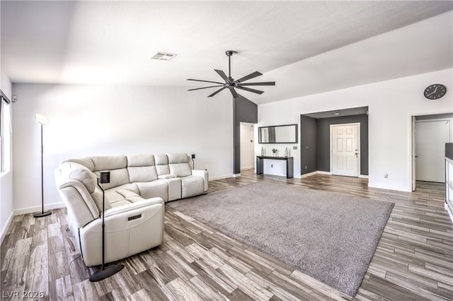 8900 Big Plantation Avenue, Las Vegas, NV 89143