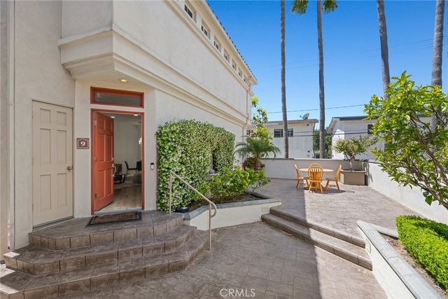 2101 E 15th 9, Newport Beach, CA 92663