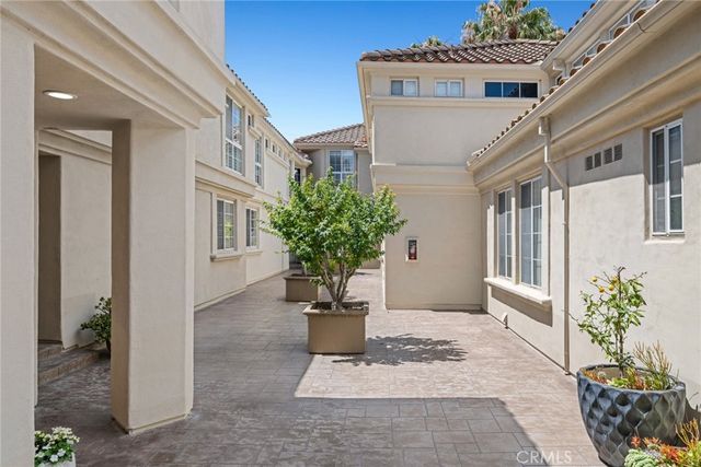 2101 E 15th 9, Newport Beach, CA 92663