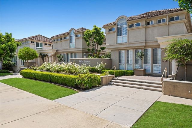 2101 E 15th 9, Newport Beach, CA 92663